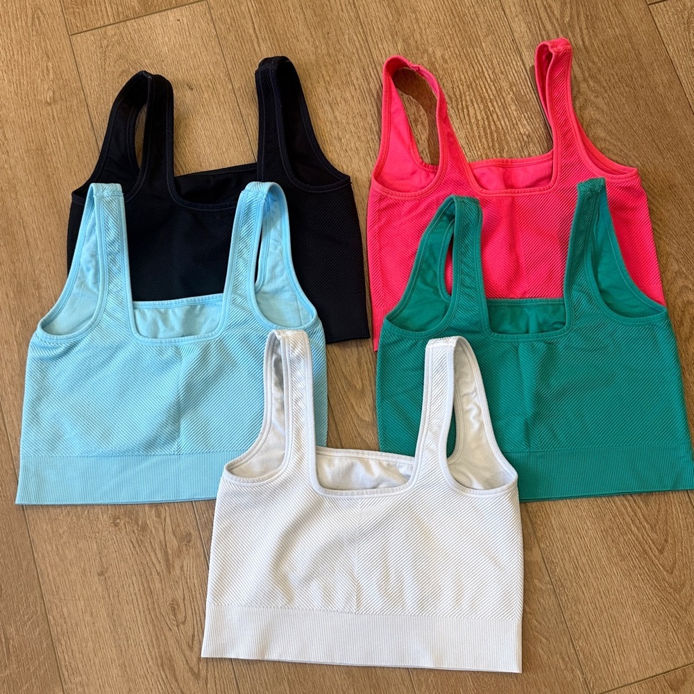 All In Motion Crop Tops/Bras - Picture 2 of 3